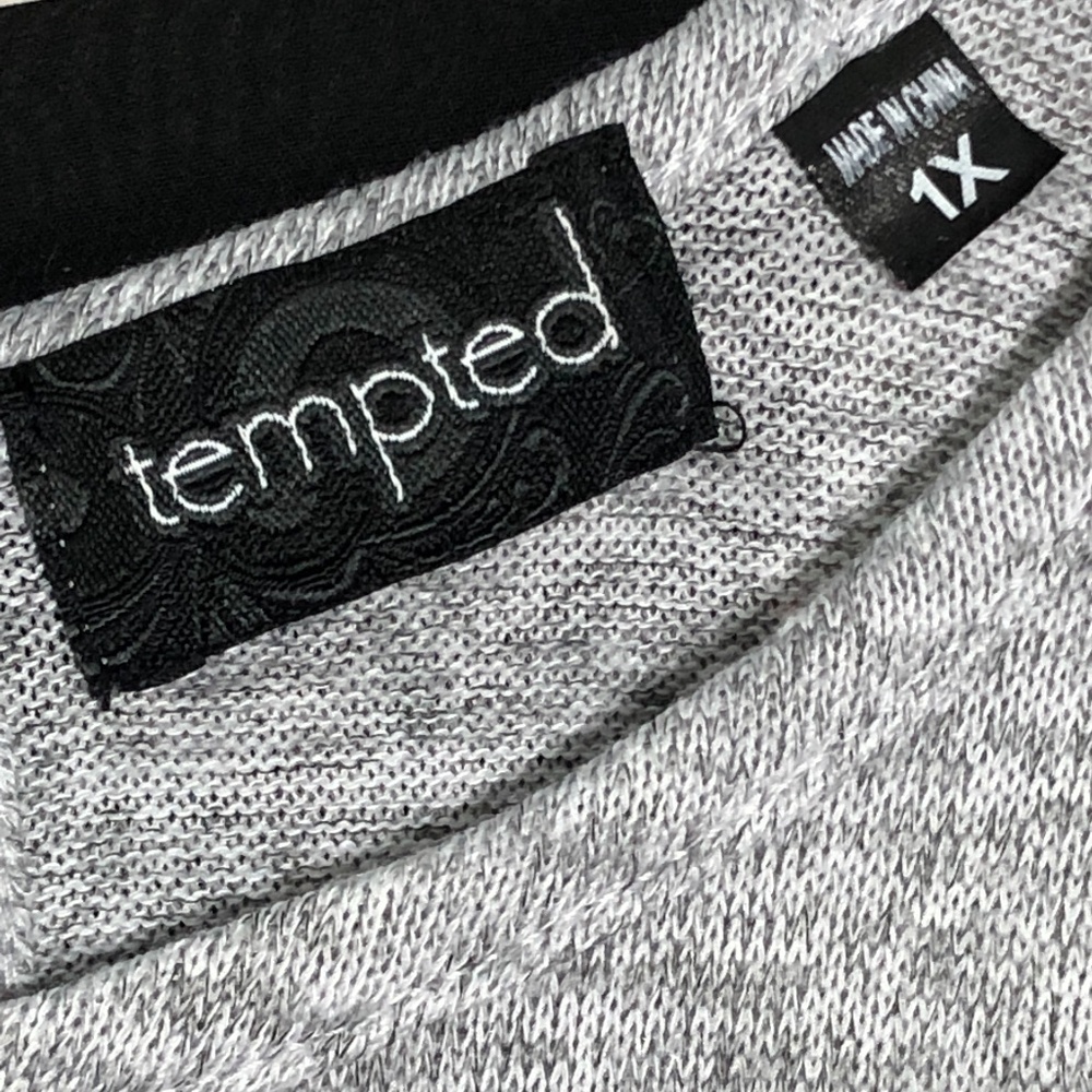 Tempted Top - Picture 7 of 7